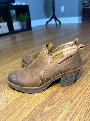 Eurosoft Temira by Sofft clog brown leather ankle booties size 7 thumbnail 4