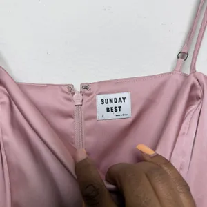 Aritizia Sunday Best Women Mini Dress‎ 6 Pink Satin Square Neck Party Event Date thumbnail 3