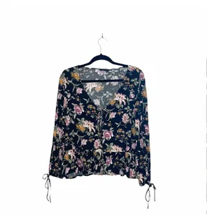 American Eagle Tie Front Floral Print Top Black Multi Ruffle Hem Peplum thumbnail 3