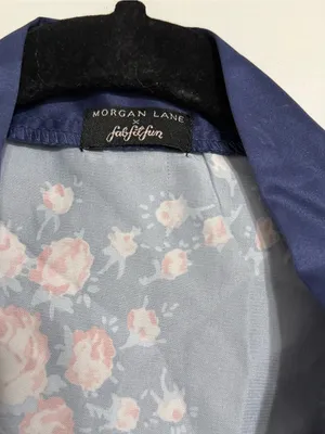 Morgan Lane Navy Blue Floral Satin Robe with Pink Blossoms thumbnail 5