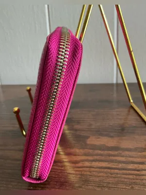 A Very Rare Pebbled Leather NWOT Vintage Zip Around Valentina Wallet thumbnail 2