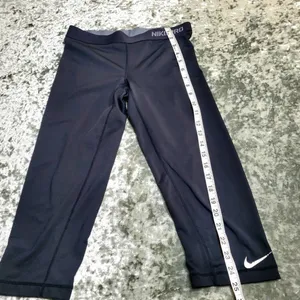 Nike Pro Capri‎ Black Leggings thumbnail 3