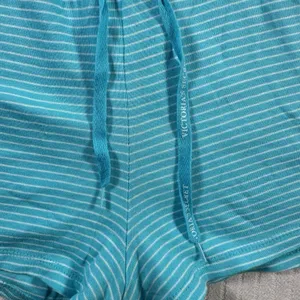 Victoria’s Secret Women’s Medium Blue Striped Lounge Sleep Shorts Drawstring thumbnail 4