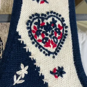 Vintage Christopher Banks Womens Small Knit Sweater Vest Embroidered Americana‎ thumbnail 3