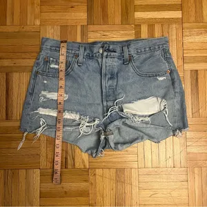 Levi's Blue Distressed Jean Shorts 29 thumbnail 4