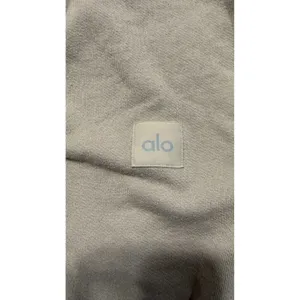 Alo Yoga Womens Cropped Full Zip Hoodie Tan Taupe Size S W0374R thumbnail 3