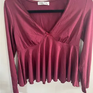 Women's Burgundy Top Red Size M thumbnail 1