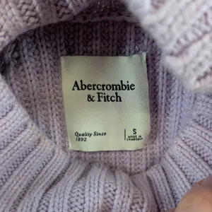 Abercrombie & Fitch Lavender Purple Mock Neck‎ Ribbed Chunky Knit Sweater Small thumbnail 4