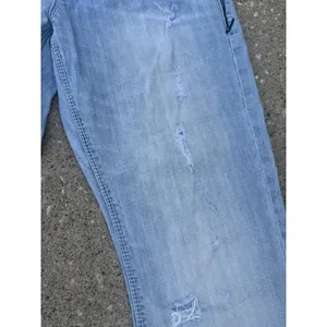 Madison Denim Women's Low Rise Flare Leg Distress SZ 7/8 Dark Stitch Embroidery‎ thumbnail 6