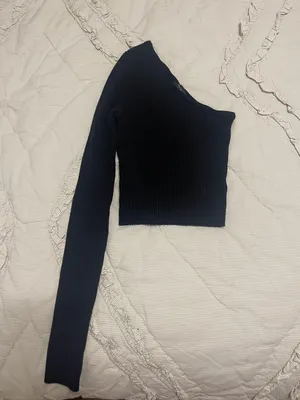 Kendall + Kylie One Shoulder Black Top thumbnail 1