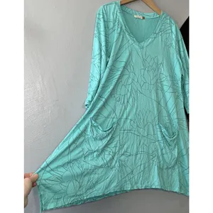 Chalet Tunic Top Size Large Blue Bamboo Lotus Flower Floral Knit Lagenlook Artsy thumbnail 3