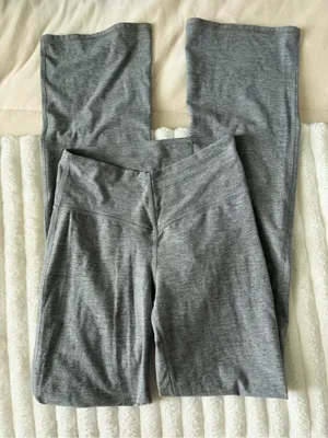 Fabletics Women's Heather Gray Flare Leggings thumbnail 1