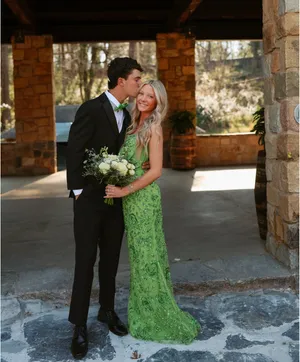 Dress thumbnail 3