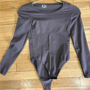 OQQ taupe Bodysuit thumbnail 1