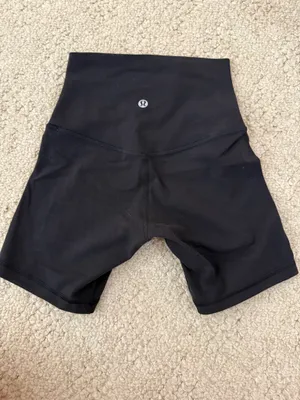 Lululemon Biker Align Shorts thumbnail 2