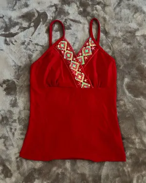 Coqueta Y2K Tank Top Women’s Size M Embroidered Sequin Lace Red V-Neck Camisole thumbnail 1