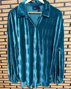 Daytrip Teal Velvet Button‎ Down Tunic Top Size XL thumbnail 1