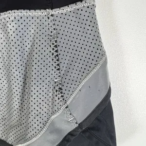 Lululemon Shorts Women 4‎ Black Gray Speed Up Reflective Short Swift Fabric Run thumbnail 2