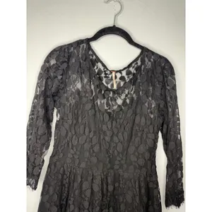 Free People Queens Love Floral Mesh Lace Dress SZ 6 Fit Flare Flowy Feminine LBD thumbnail 2