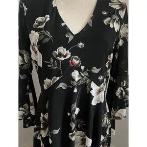 Black Floral V-Neck Bell Sleeve Dress sz Large Empire Waist Boho Chic Whimsigoth thumbnail 2