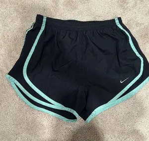 Nike shorts thumbnail 1