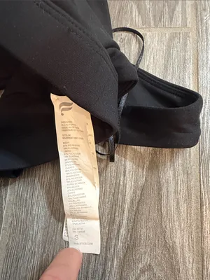 Fabletics Asymmetric One-Shoulder Black padded sports bra EUC size small thumbnail 3