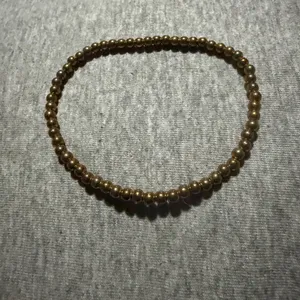 Elegant Gold Beaded Bracelet thumbnail 2