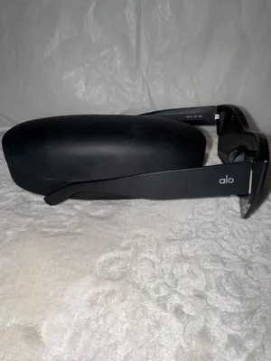 Alo sunglasses thumbnail 2