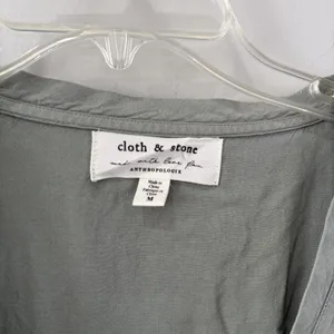 Anthropologie Cloth & Stone Sage Green V-Neck Short Sleeve‎ Tie Waist Dress Med thumbnail 5