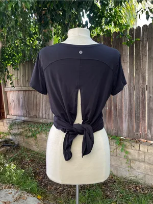 Lululemon Modal Open Up Tied Back T-shirt Black activewear yoga Pilates gym 8 thumbnail 4
