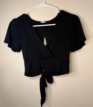 Garage Black Tie-Front V-Neck Crop Top thumbnail 1