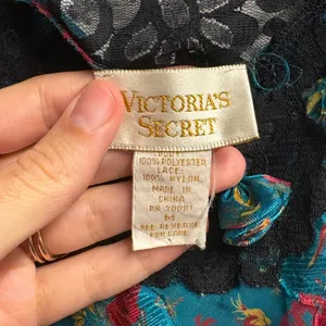 Victoria’s Secret Vintage Gold Label Floral Nighty W/ Lace And Rosette Medium thumbnail 3