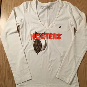 B71 #8 Hooters Girl Worn Uniform Super Sexy V-Neck Long Sleeve Shirt Size Small thumbnail 1