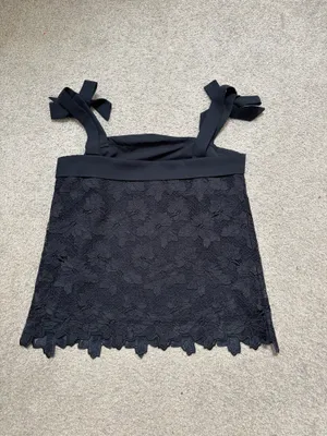 Banana Republic Limited Edition Navy Lace Overlay Bow-Shoulder Sleeveless Blouse thumbnail 9