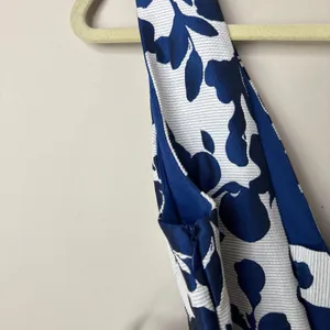 Betsey Johnson Floral Jacquard Dress Size 8 White Blue Metallic Flower‎ Print thumbnail 7