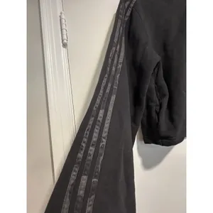 Adidas Athleisure Cropped Quarter Zip Hoodie Sz:M Black Camo Stripe Pullover thumbnail 11