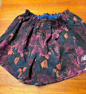 New Balance Black Maroon Orange Abstract Athletic Skort thumbnail 1