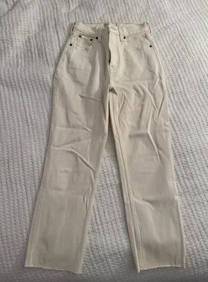 Abercrombie High-Rise Ankle Straight thumbnail 1