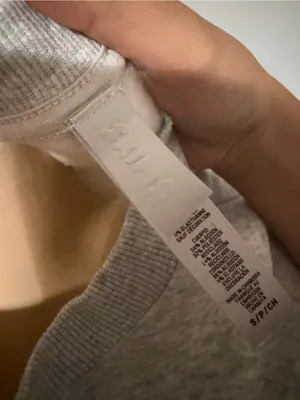 SKIMS Classic Crewneck Sweatshirt in Heather Gray NWOT thumbnail 2