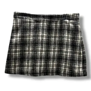 Mud Pie Black Plaid Skirt - Women's Size Large - New with‎ Tags! thumbnail 4