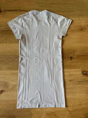 Lululemon Swiftly Tech Short Sleeve thumbnail 5