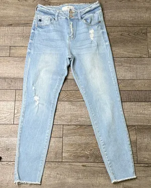 KanCan Light Wash Distressed Ankle Jeans Blue Size undefined thumbnail 1