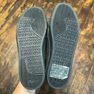 UGG luxe minimalist size 8 black lace up sneakers thumbnail 2