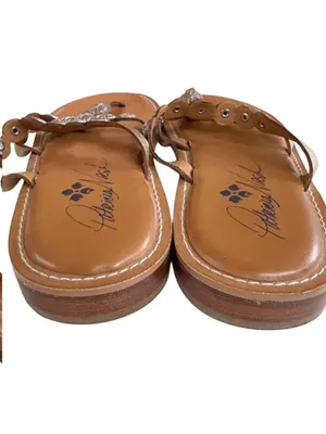 EUC Patricia Nash Leather Medallion Sandals Gold Size 6.5 thumbnail 6