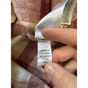 Old Navy The Boyfriend‎ Shirt Size Medium Plaid Long Sleeve Button Down Cotton thumbnail 12
