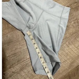 Outdoor Voices Women's High Rise Biker Shorts Light Grey Heather Athletic S/M thumbnail 5