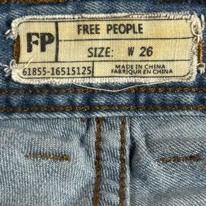 Free People W28 Distressed Blue Jeans Raw Hem Boho Y2K thumbnail 5
