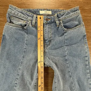 Vans Jeans Women 27 High Rise Crop Straight Raw Hem Light Wash Denim Streetwear thumbnail 5