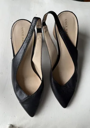 Cole Haan Black Leather Slingback Heels Size 8 B thumbnail 1