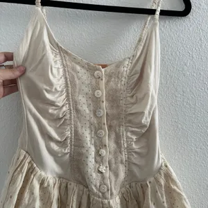 Stella Dallas Ruffled Tiered Mini Dress Beige Size Medium thumbnail 5